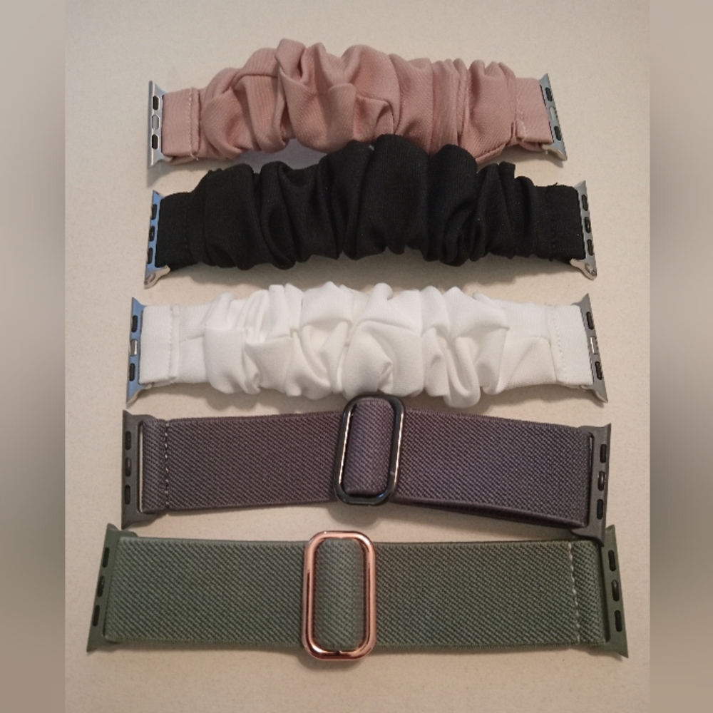 #728.  5 Piece Assorted Scrunchie And Stretch, Apple Watch Bands